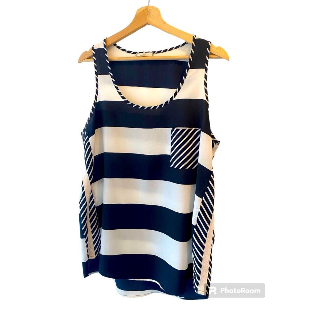 Women’s Pleione Navy and White Striped Tank top size Medium